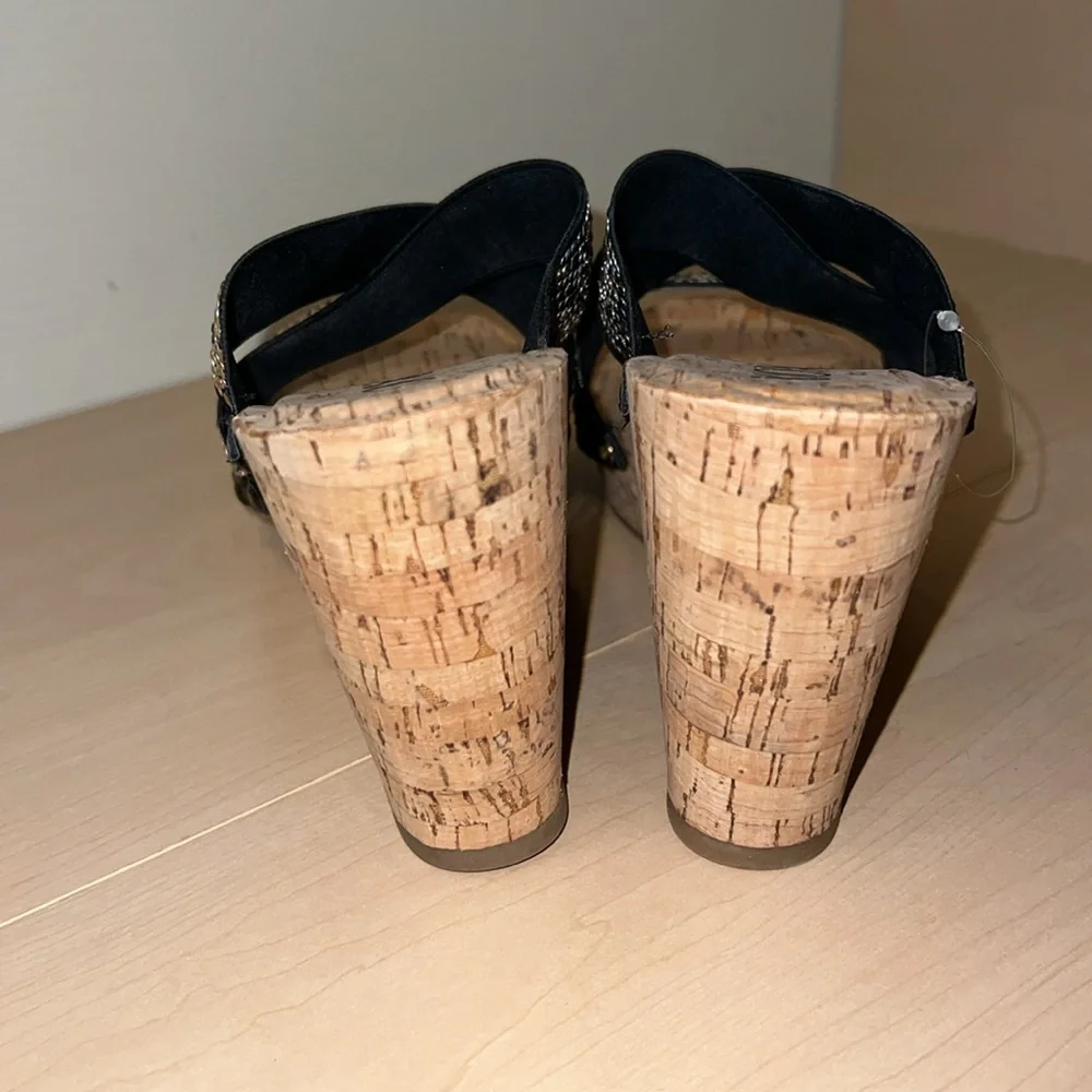 XOXO Black Gold Stud Strap Cork Wedge Slide Sandals NWOT